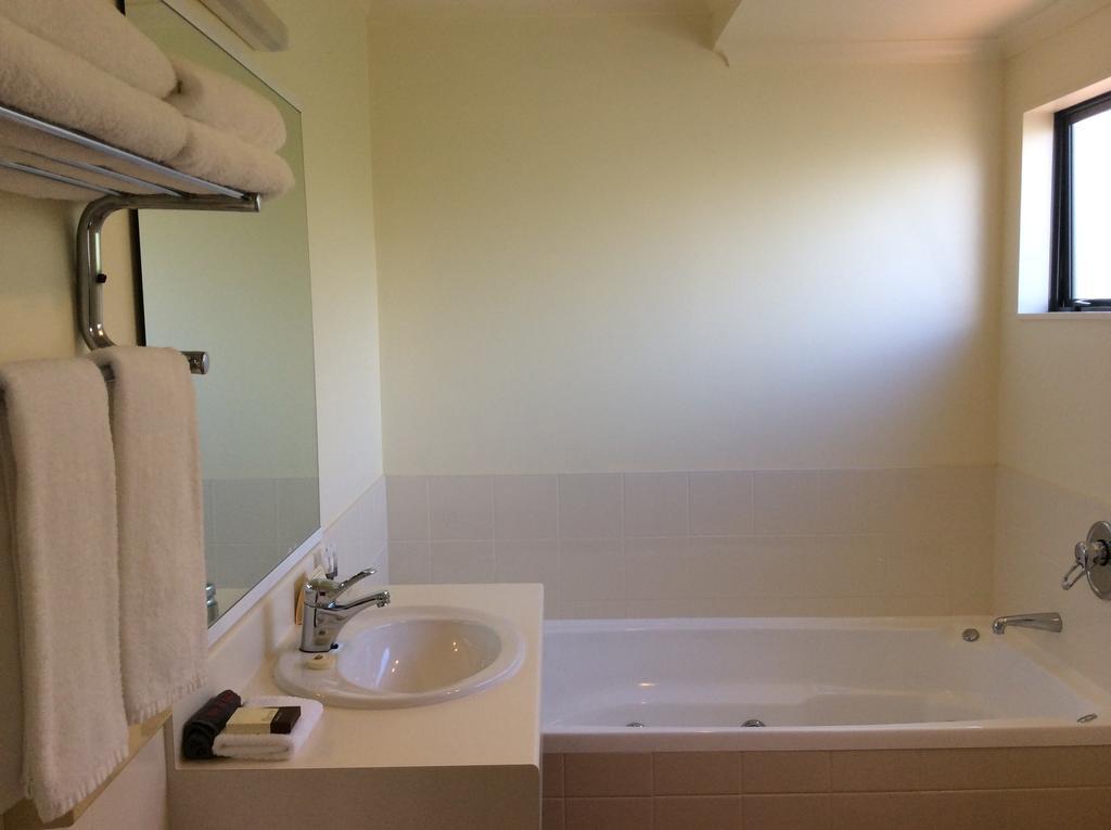 Chancellor Motor Lodge And Conference Centre Palmerston North Extérieur photo